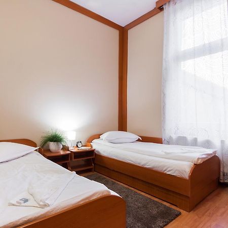 Szilagyi Hotel&Restaurant Gheorgheni  Bagian luar foto