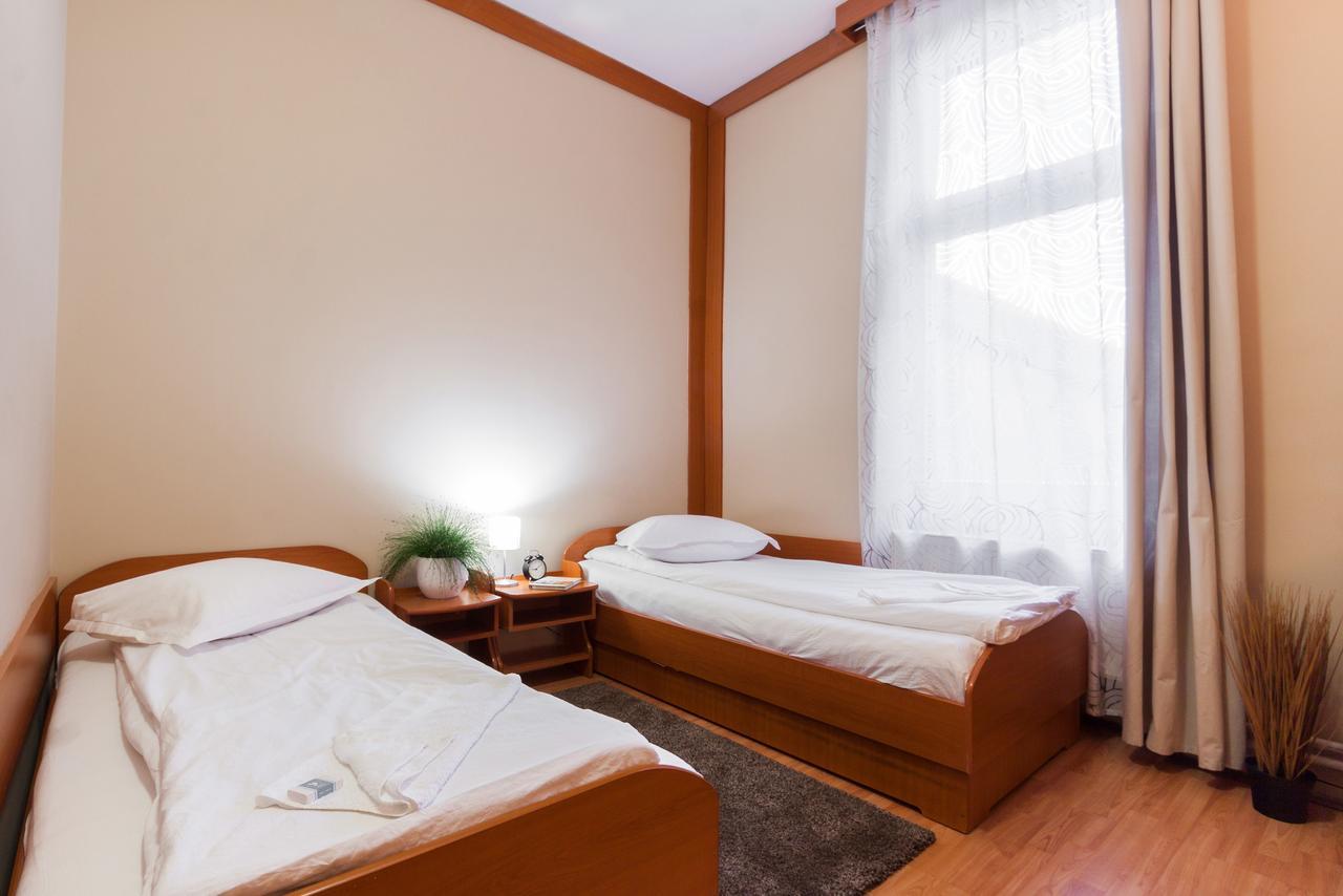 Szilagyi Hotel&Restaurant Gheorgheni  Bagian luar foto